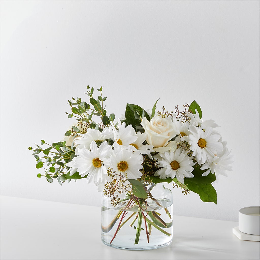 Fresh Linen Bouquet – The Rose Shop, Kerrville TX