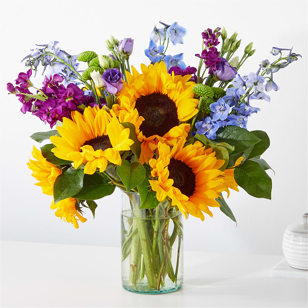 Catching Rays Bouquet – The Rose Shop, Kerrville TX