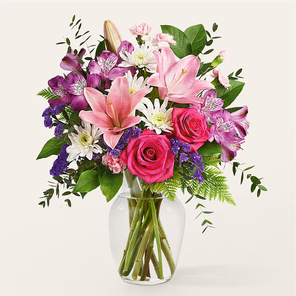 Lace & Pearls Bouquet – The Rose Shop, Kerrville TX