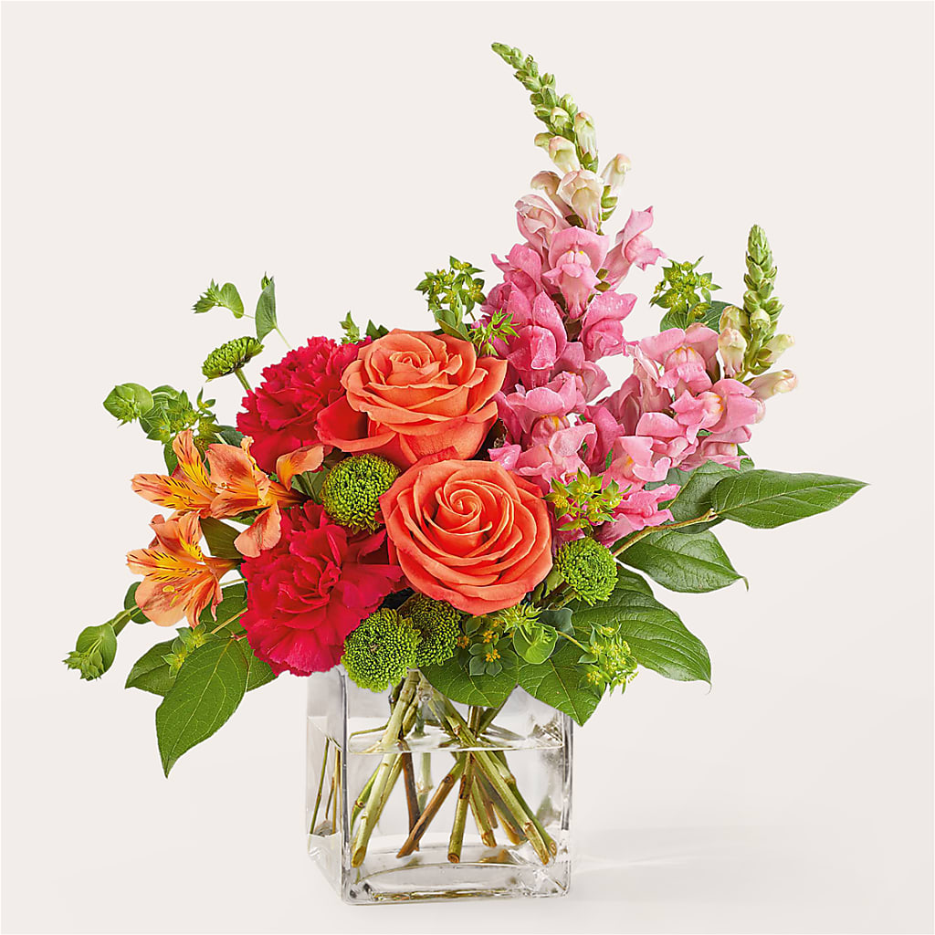 Cosmopolitan Bouquet – The Rose Shop, Kerrville TX