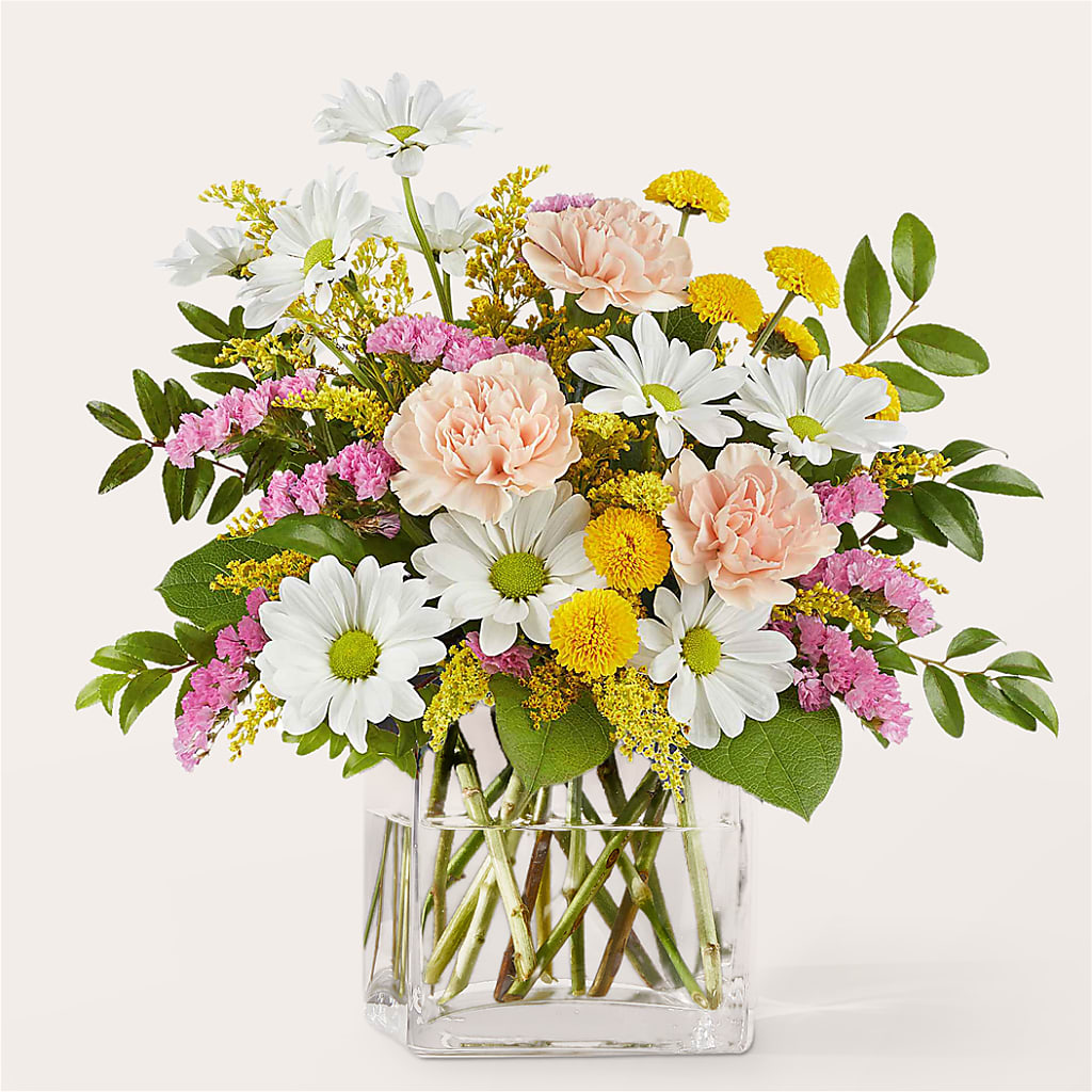 Country Cottage Bouquet – The Rose Shop, Kerrville TX