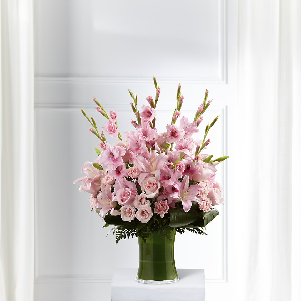 Lovely Tribute Bouquet – The Rose Shop, Kerrville TX