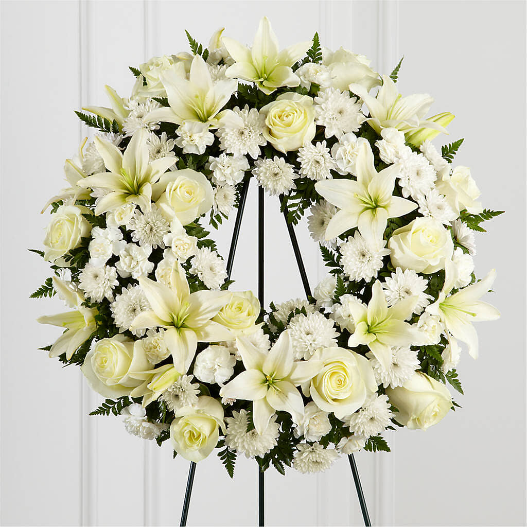 Treasured Tribute Wreath – The Rose Shop, Kerrville TX