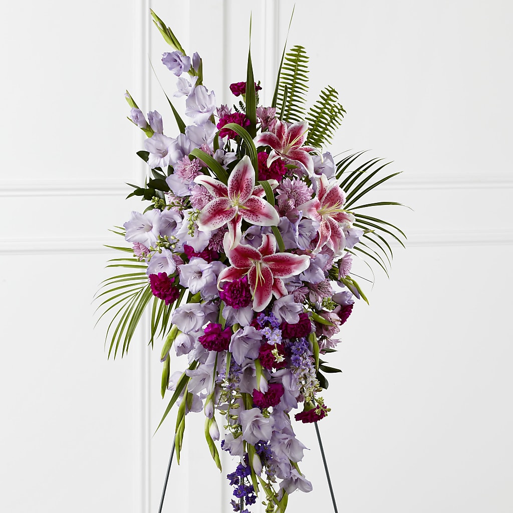 Tender Touch Standing Spray – The Rose Shop, Kerrville TX
