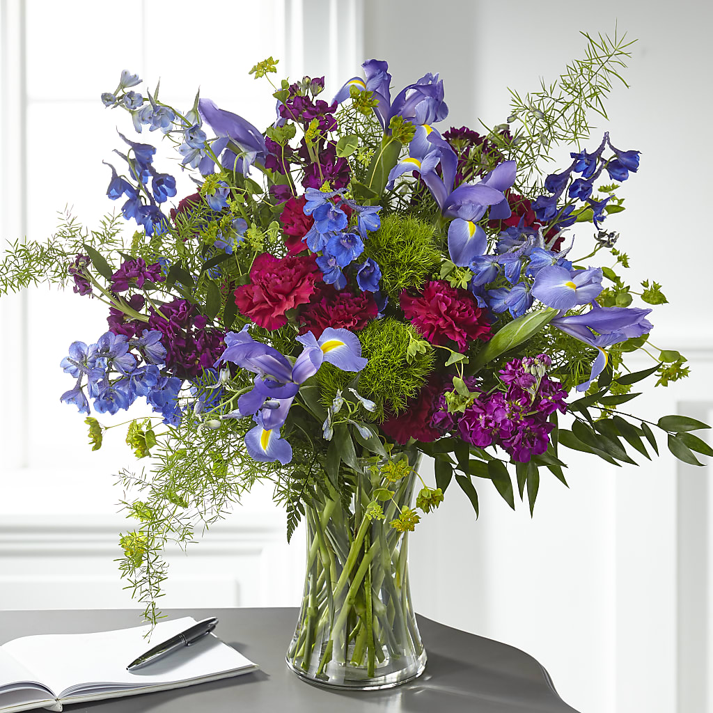 Giving Grace Bouquet – The Rose Shop, Kerrville TX