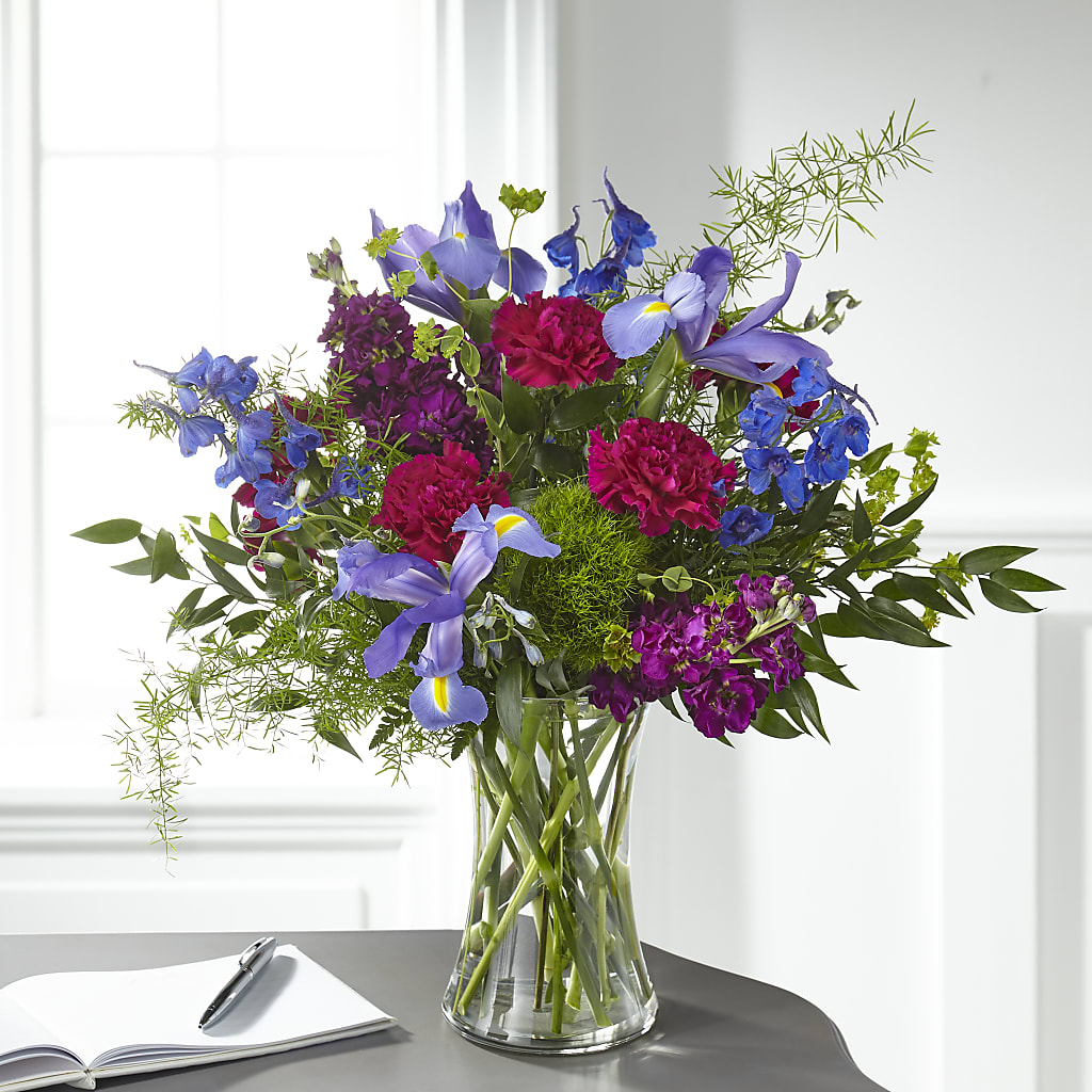 Giving Grace Bouquet – The Rose Shop, Kerrville TX