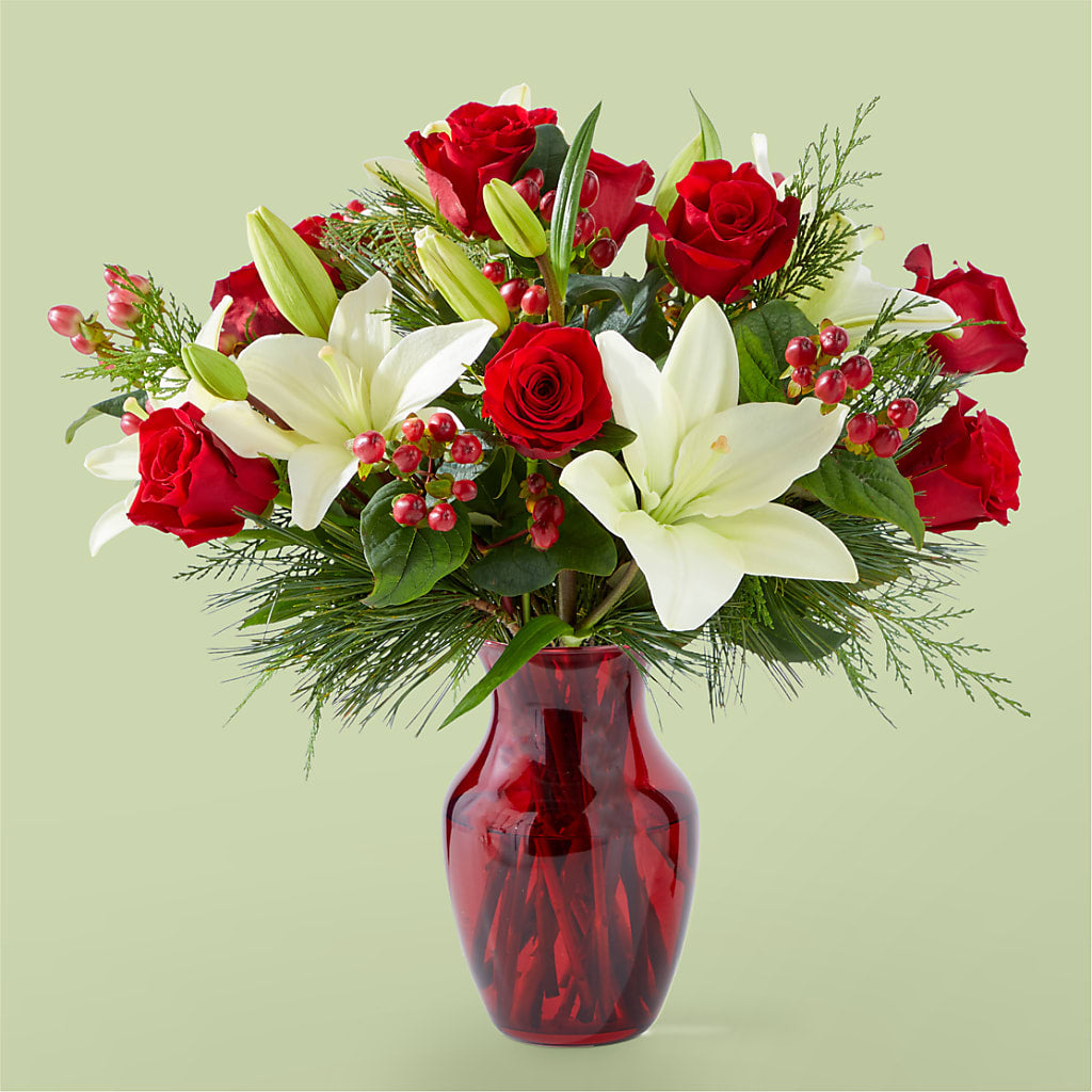 Evergreen Delight Bouquet – The Rose Shop, Kerrville TX