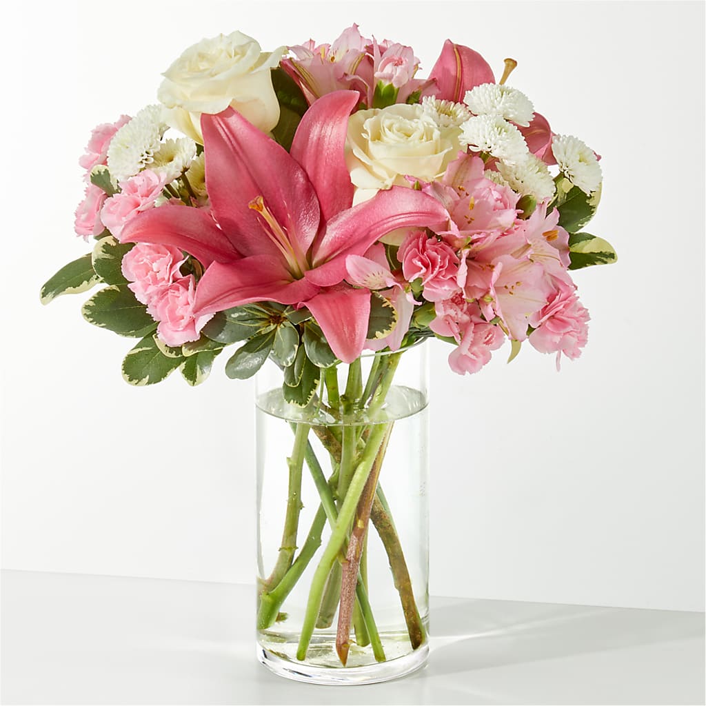 Piece of Cake Bouquet – The Rose Shop, Kerrville TX