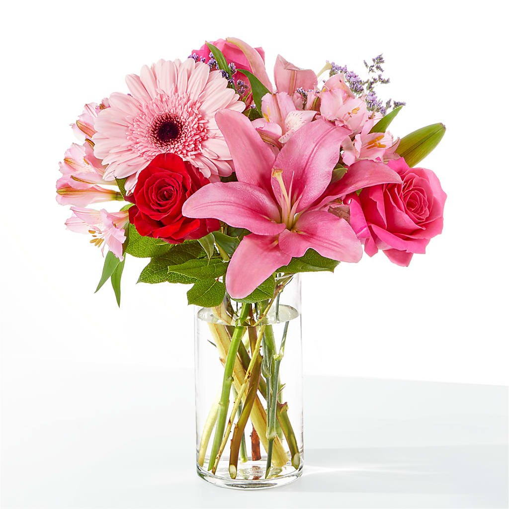 Lots of Love Bouquet – The Rose Shop, Kerrville TX