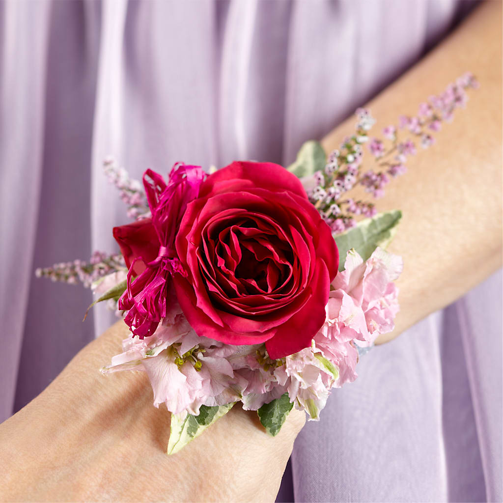 Rose Charm Corsage – The Rose Shop, Kerrville TX
