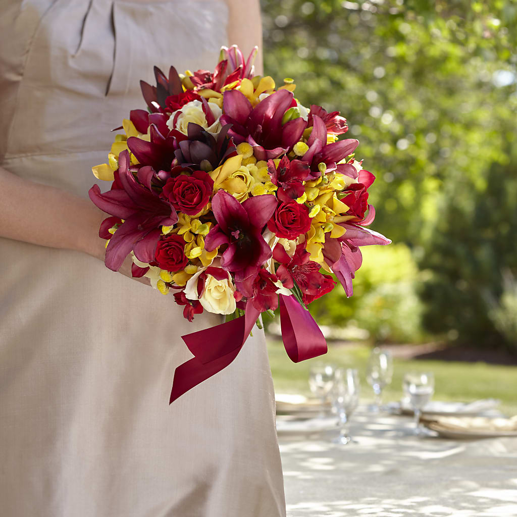 Sunningdale Bouquet – The Rose Shop, Kerrville TX
