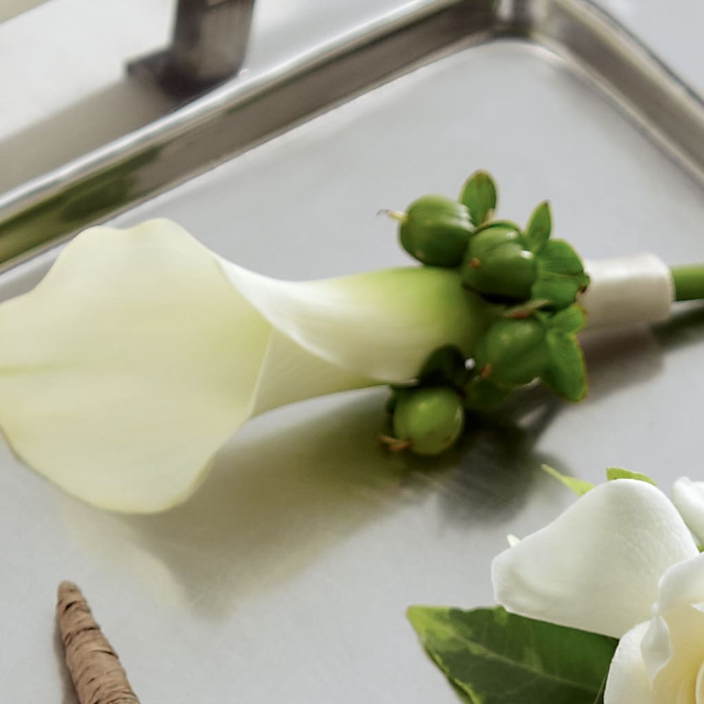 White Calla Boutonniere – The Rose Shop, Kerrville TX