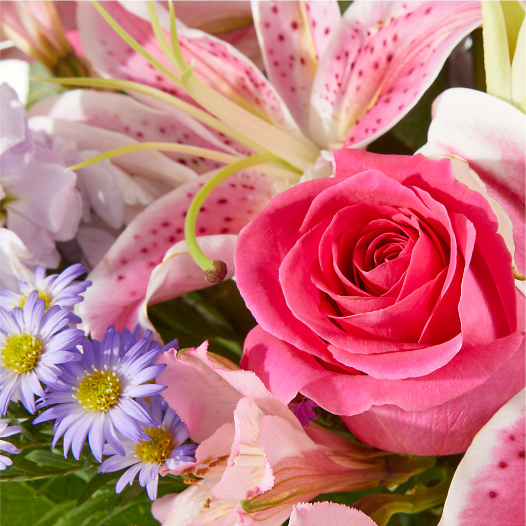 Pressing Petals Bouquet –  The Rose Shop, Kerrville TX