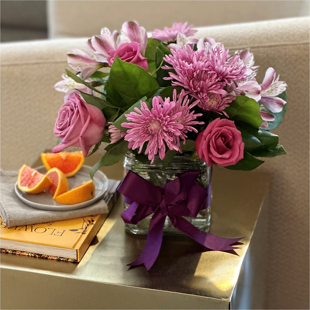 Sugarplum Bouquet –  The Rose Shop, Kerrville TX
