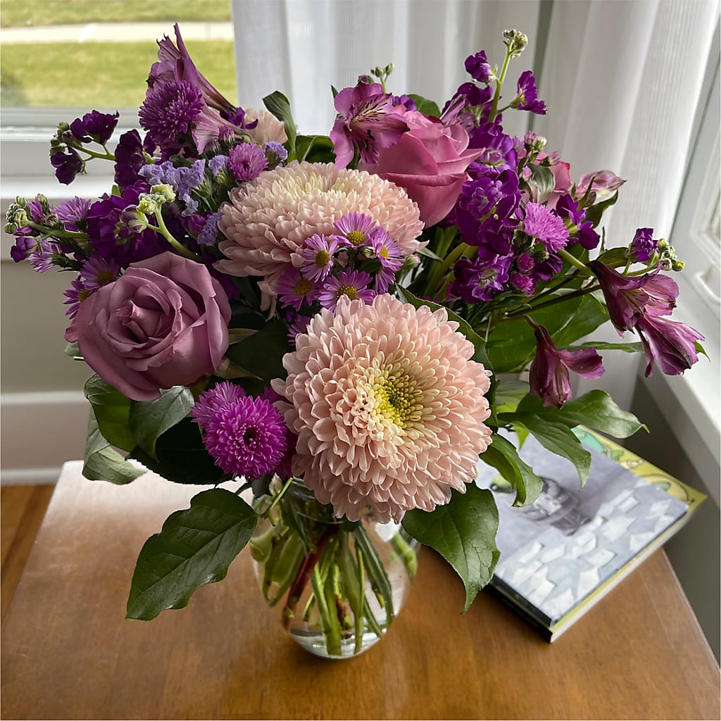 Ultraviolet Bouquet –  The Rose Shop, Kerrville TX