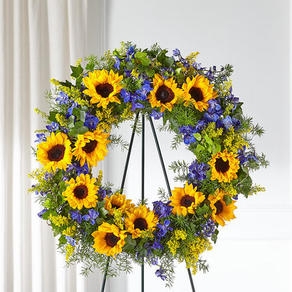 Bright Rays Wreath –  The Rose Shop, Kerrville TX
