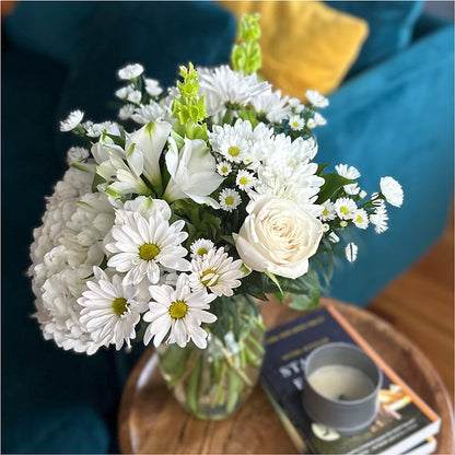 Classic Ivory – A Florist Original –  The Rose Shop, Kerrville TX