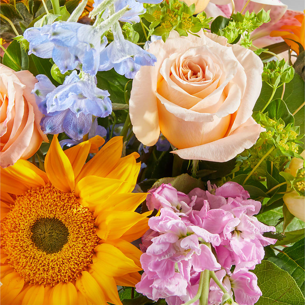 Dreamy Meadows Bouquet –  The Rose Shop, Kerrville TX