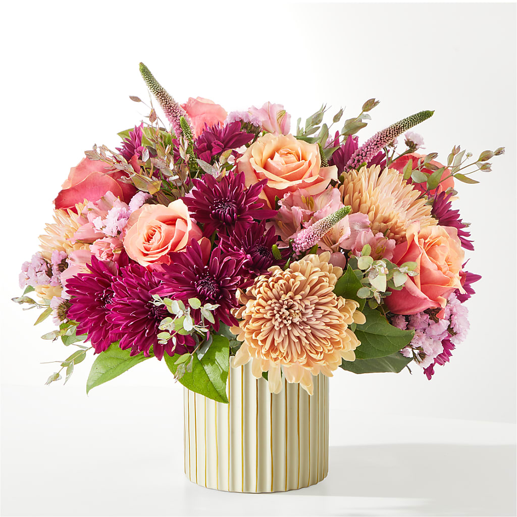 Berry Cobbler Bouquet with Ivory Vase –  The Rose Shop, Kerrville TX