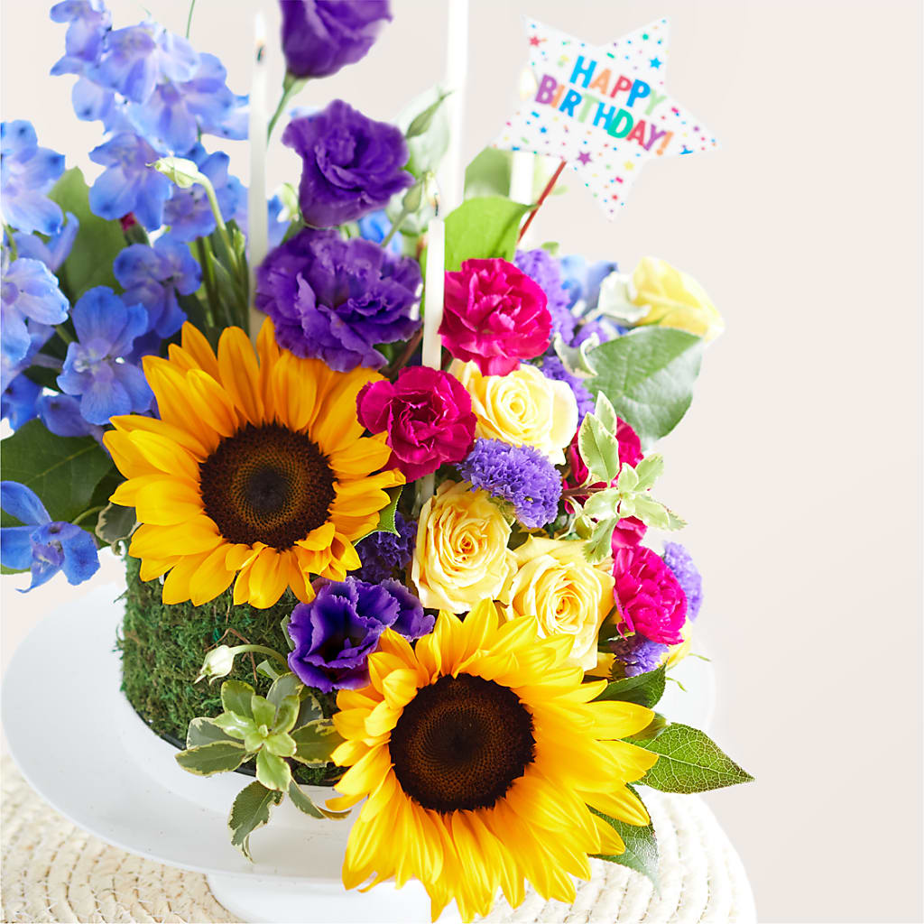 Star of the Day Floral Cake –  The Rose Shop, Kerrville TX